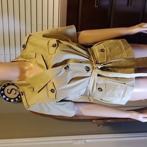 🎉CLOSET CLEAROUT RELATIVITY Button up "safari" like top shiny tan with tie belt